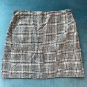 Aritzia- Wilfred Gray Plaid Mini Skirt